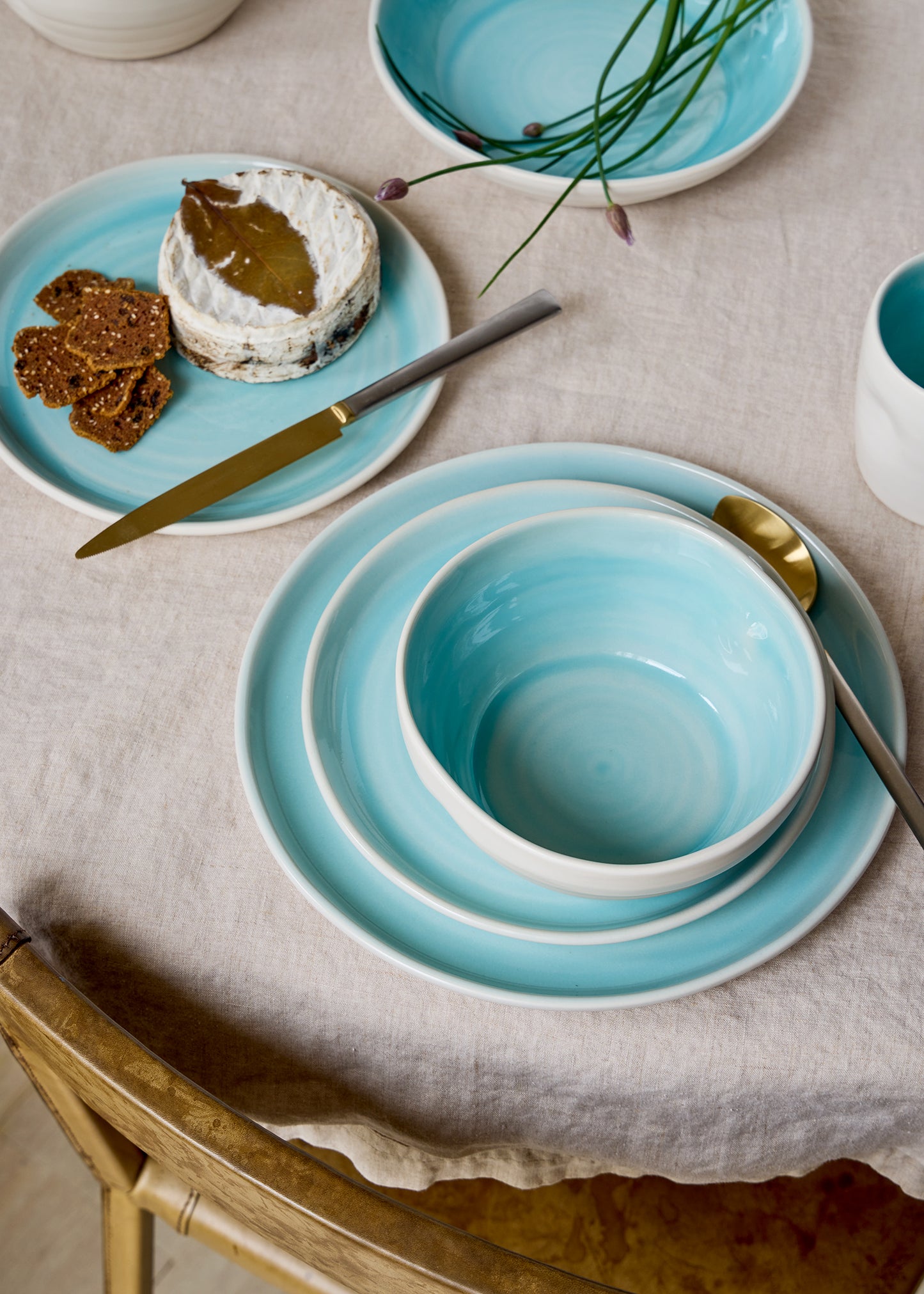 Pinch Cereal Bowl in Aqua