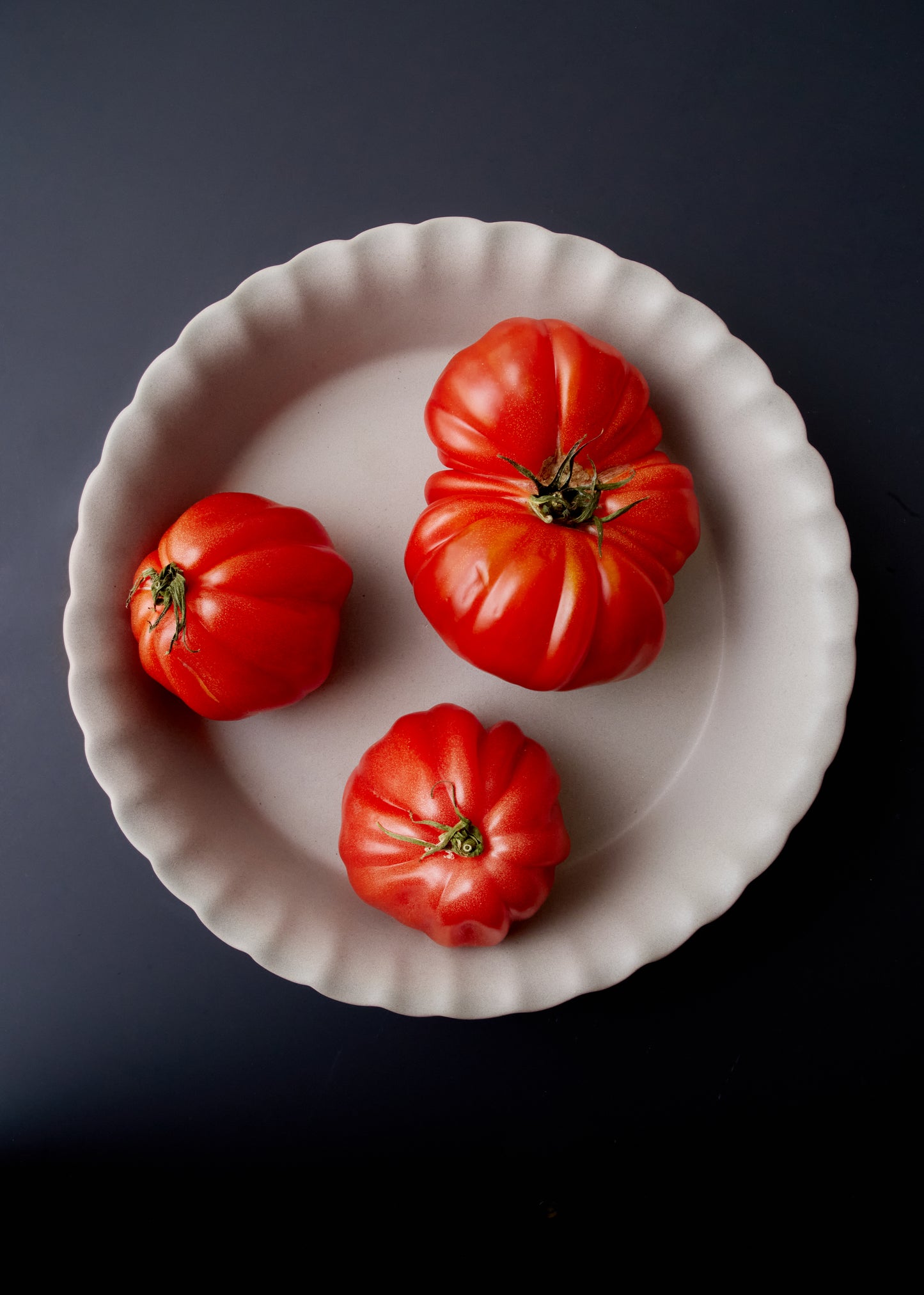 Lafayette Round Fog Stoneware Baker