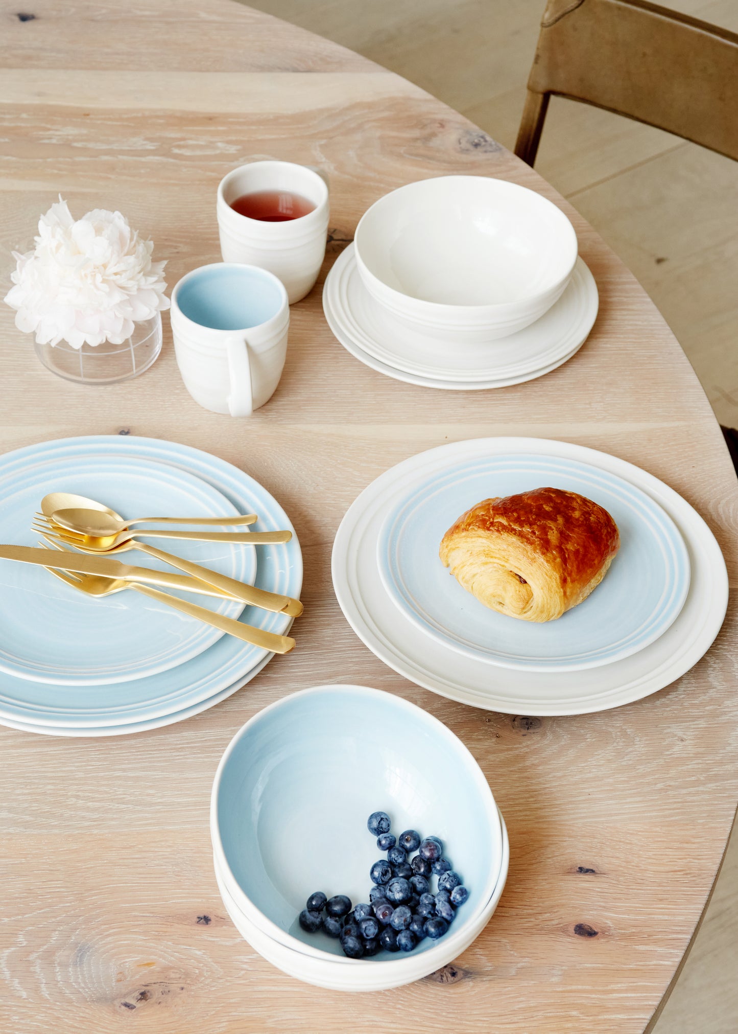Lines Blue Stoneware 4 Piece Dinnerware Set, Service For 1