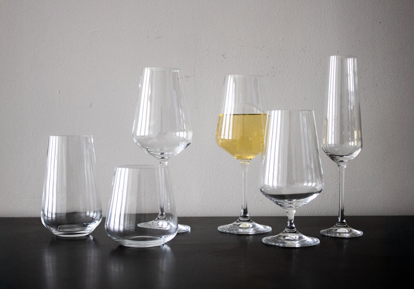 Sandra White Wine Glass