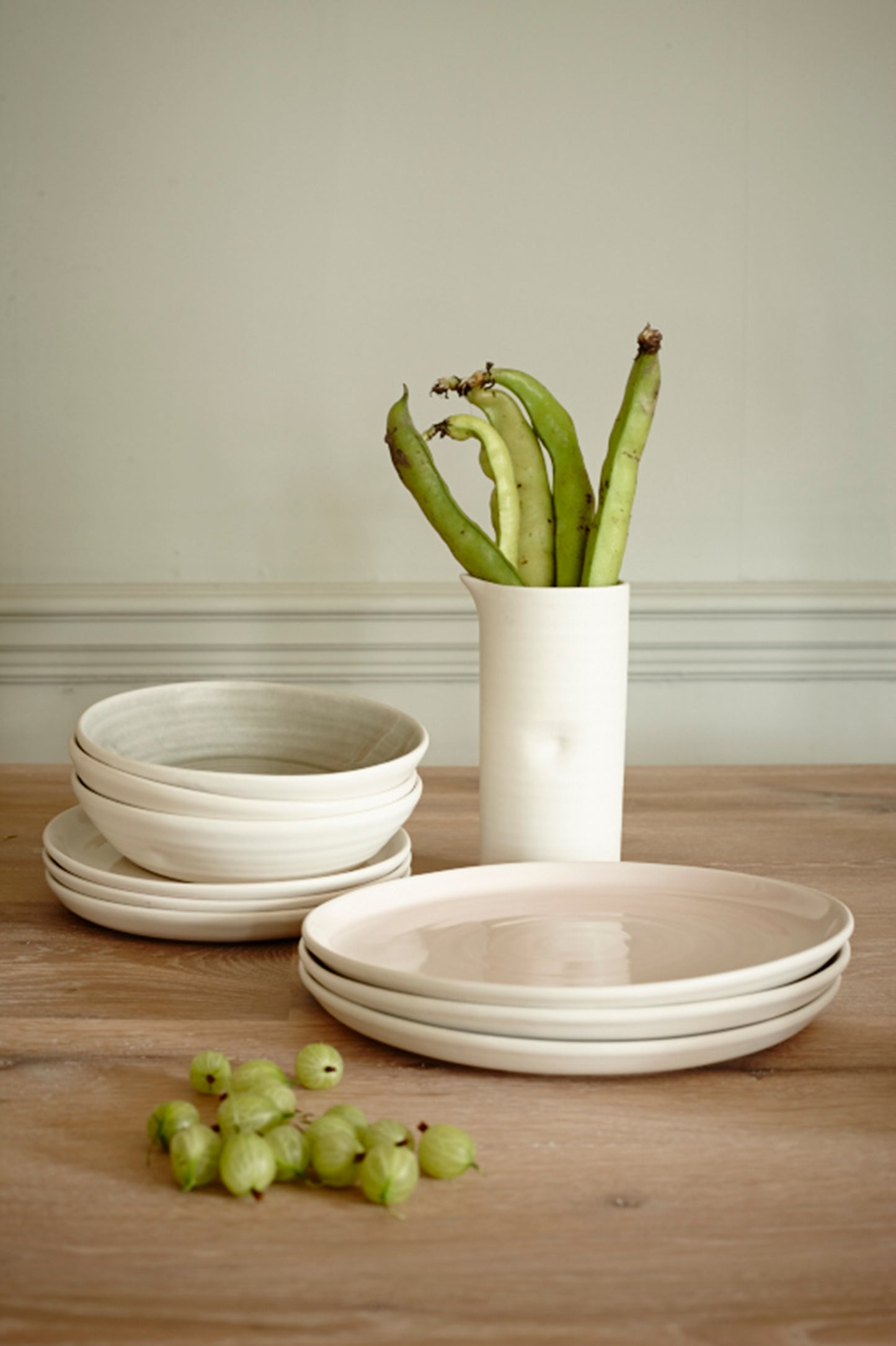 Pinch Grey Stoneware 16 Piece Dinnerware Set, Service For 4