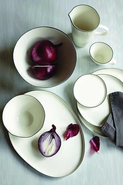 Abbesses Grey Rim Porcelain Serving Bowl, Set of 2 Canvas Home Abbesses, Abbesses Collection, Abbesses Grey Rim, Colored Rim, Grey, Grey Rim, Porcelain, Salad Bowl, Serveware, Serving, Serving Bowl, Serving Bowls, Set of 2, White