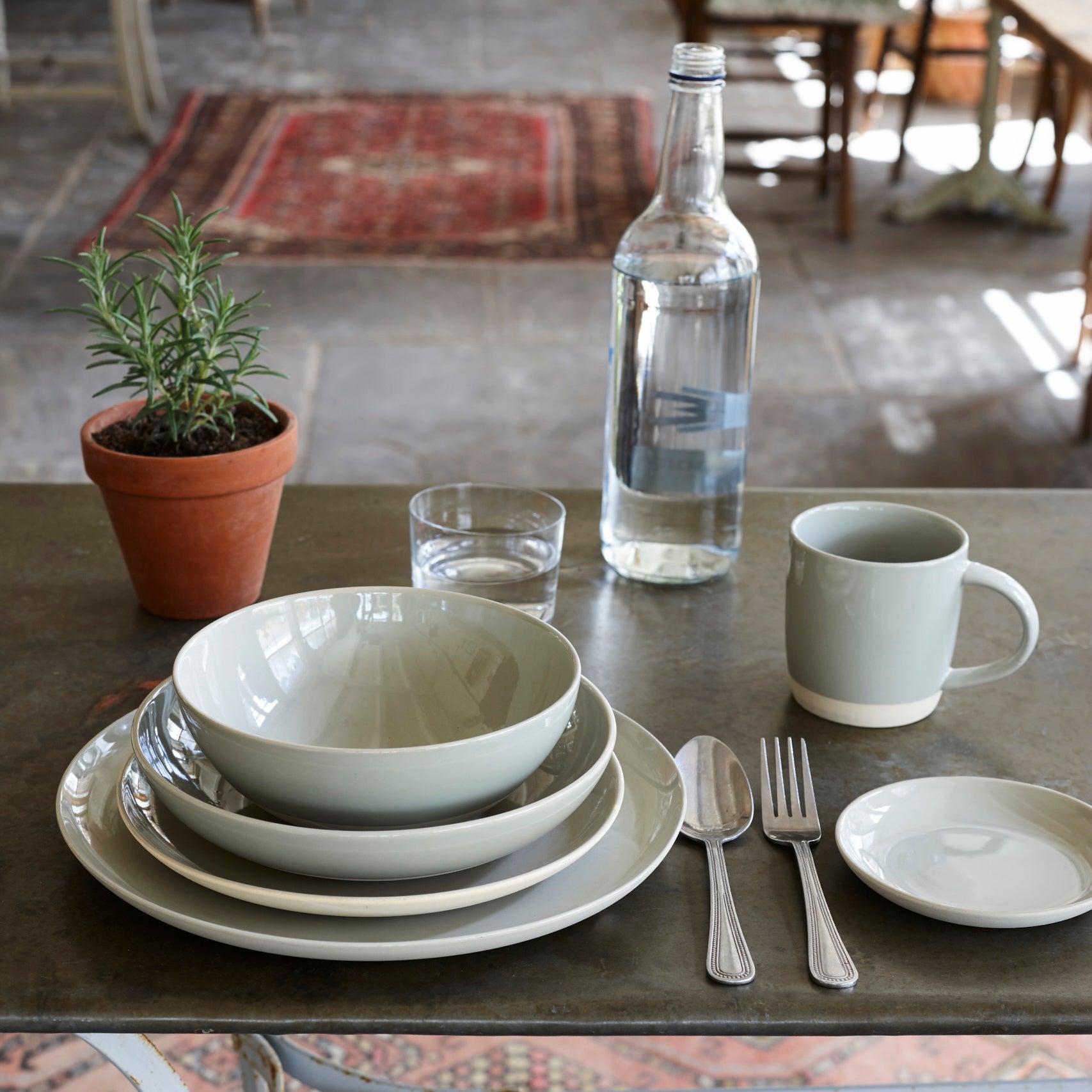 Shell Bisque Grey Porcelain 3 Piece Dinnerware Set, Service For 1 Canvas Home 3 Piece Dinnerware Set, Casual Dinnerware, Dinnerware Set, Grey, Porcelain, Porcelain Dinnerware, Service For 1, Shell Bisque, Shell Bisque Collection, Shell Bisque Dinnerware Set, Shell Bisque Grey