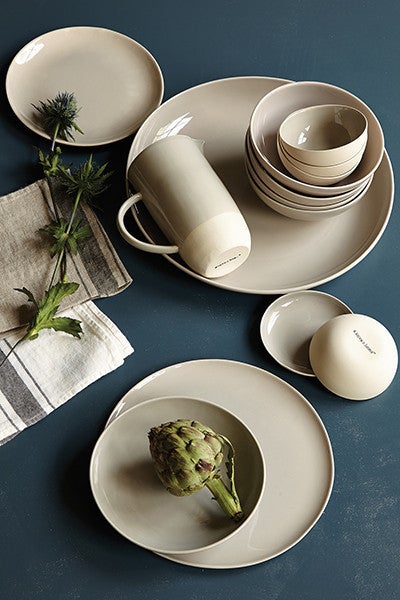 Shell Bisque Grey Porcelain 3 Piece Dinnerware Set, Service For 1 Canvas Home 3 Piece Dinnerware Set, Casual Dinnerware, Dinnerware Set, Grey, Porcelain, Porcelain Dinnerware, Service For 1, Shell Bisque, Shell Bisque Collection, Shell Bisque Dinnerware Set, Shell Bisque Grey